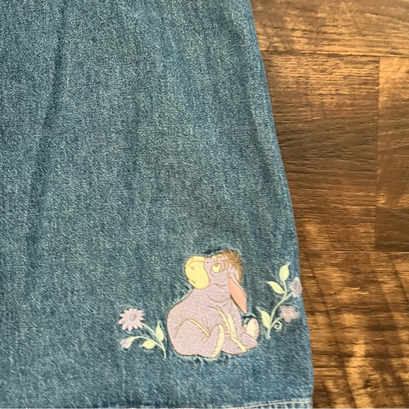 SOLD Vintage Disney store Winnie the Pooh floral embroidered denim jean dress - Picture 4 of 11
